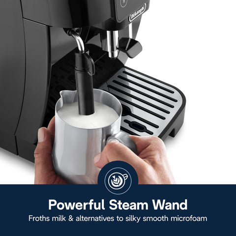 De'Longhi Magnifica Start: espumador de leche manual para texturas cremosas.
