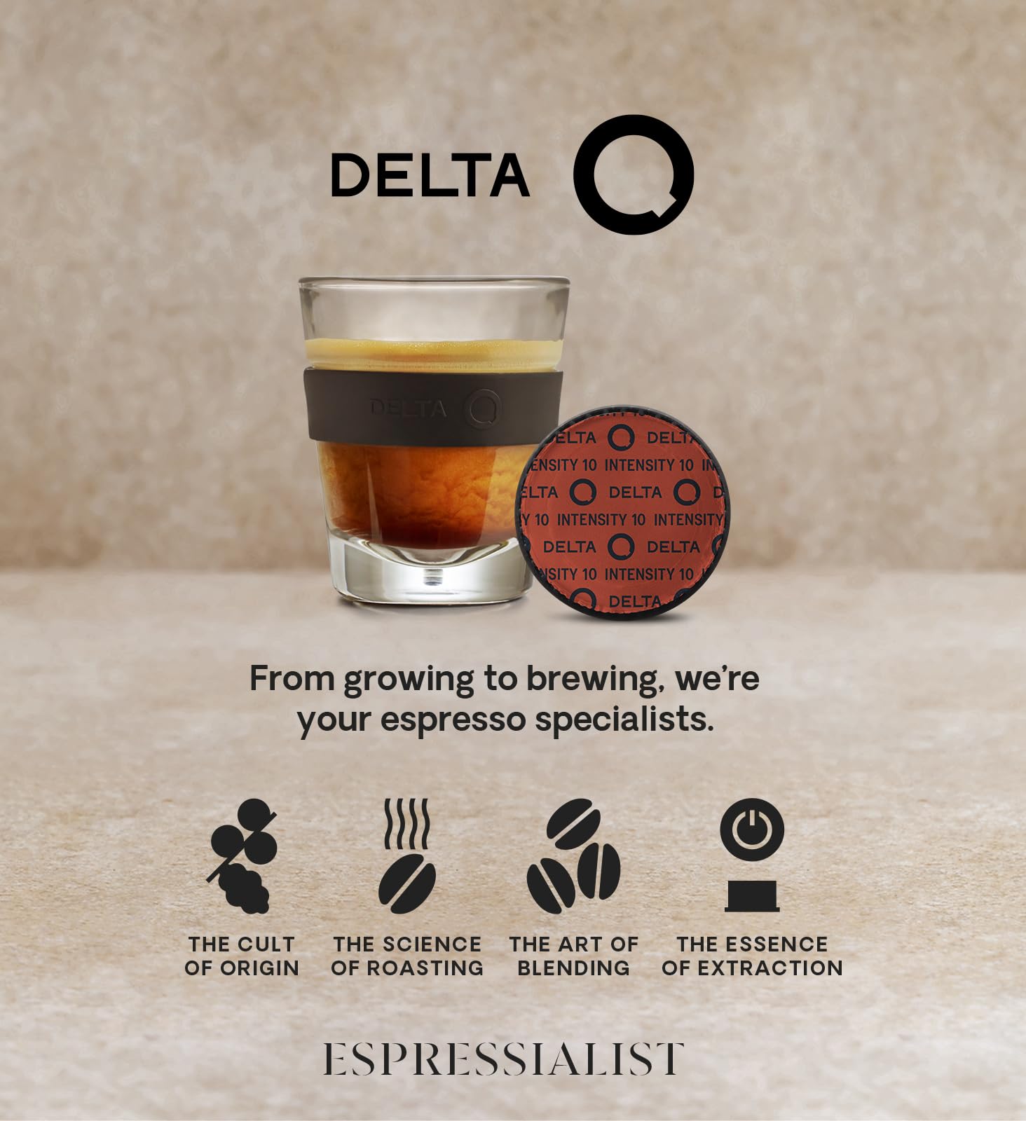Delta Q Quick Espresso, taza de café lista para servir con espresso recién hecho.