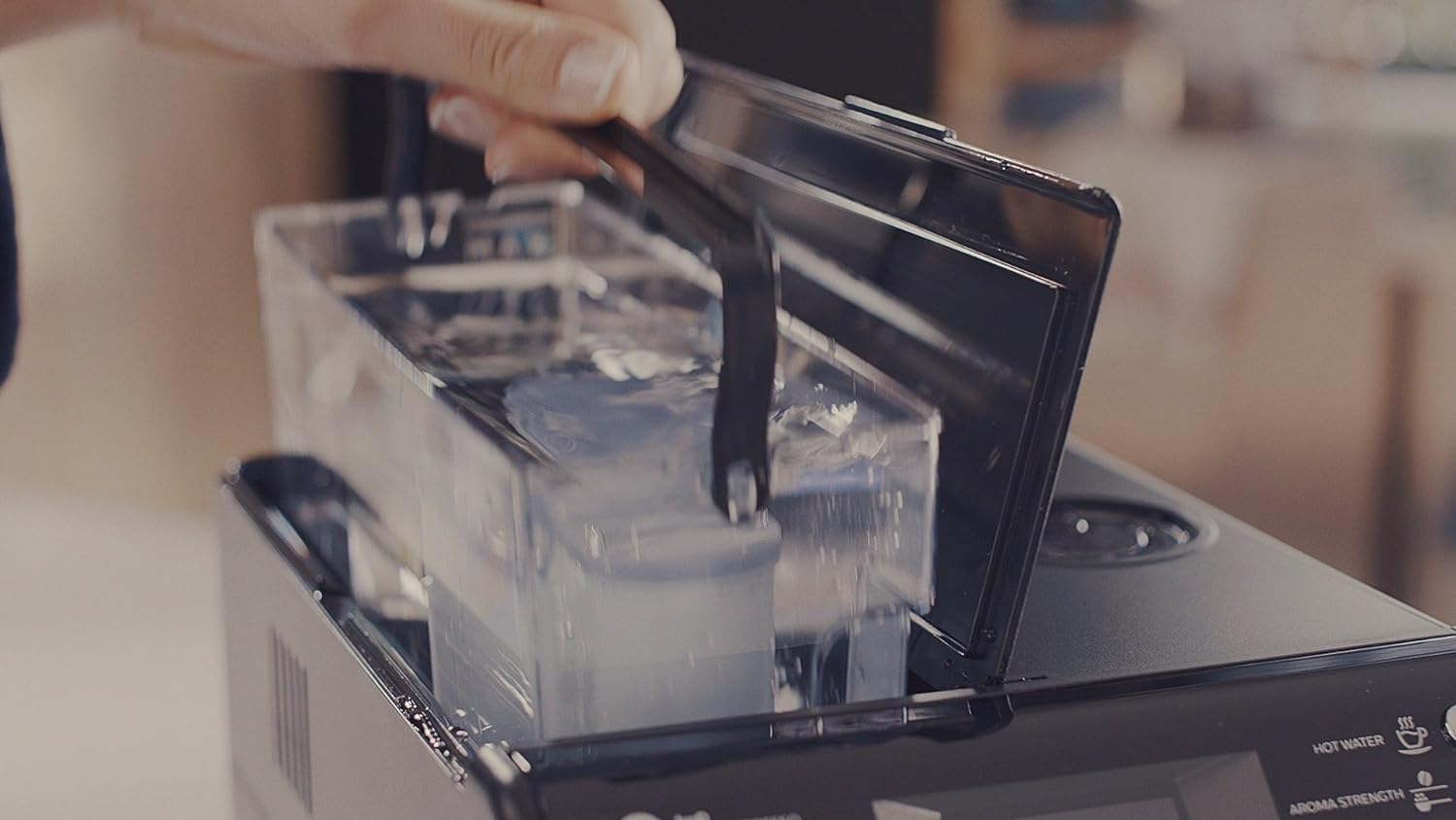 Desincrustante universal para circuito de agua, mantiene rendimiento del equipo Philips.