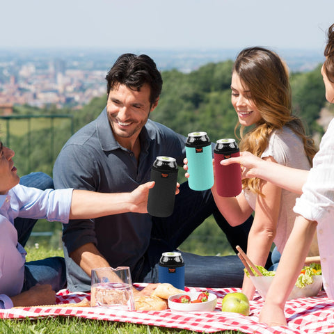 Uso al aire libre con la familia, facilita transportar bebidas.