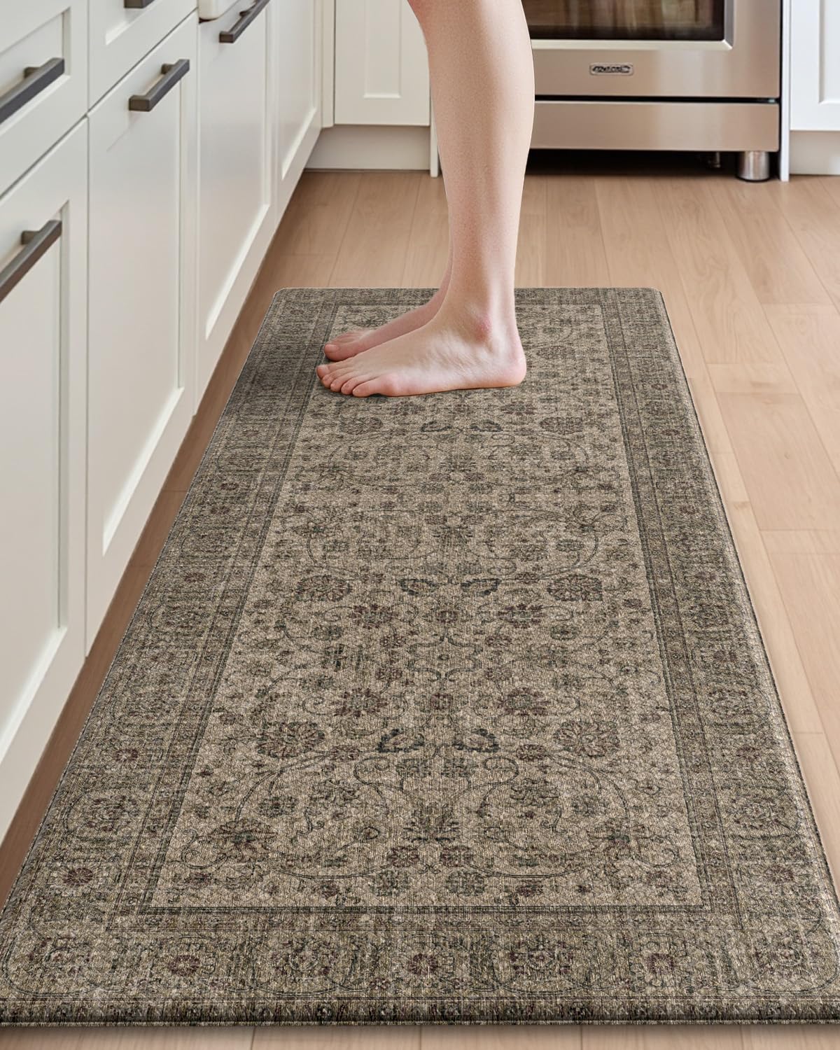 DEXI alfombrilla de cocina marrón con acolchado antifatiga para pies y espalda.