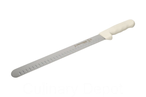 Dexter Russell Sani-Safe con mango ergonómico para uso cómodo y seguro.