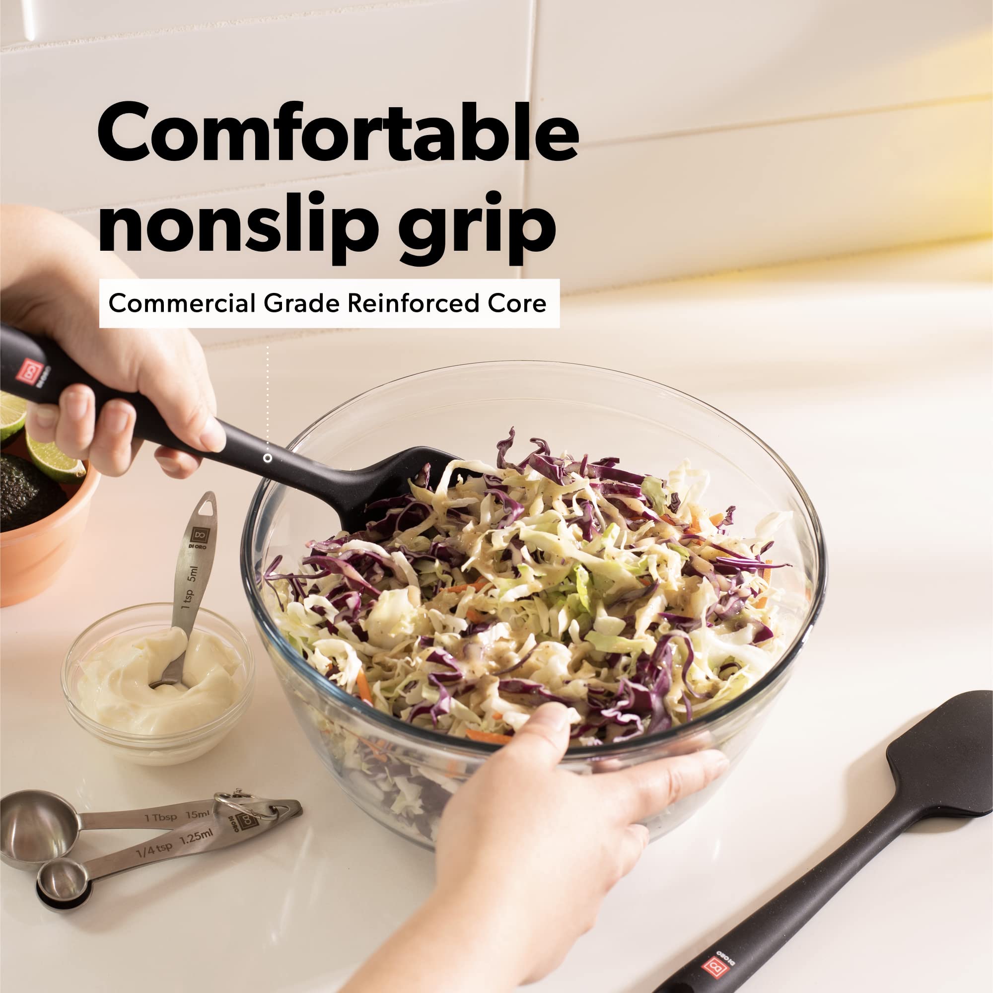 Mango ergonómico antideslizante de DI ORO Living para mayor control en la cocina.