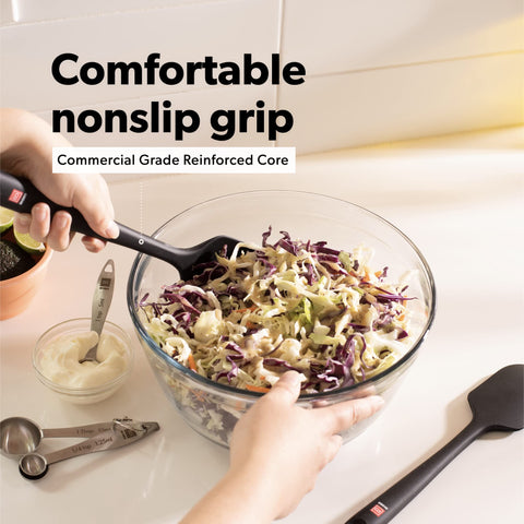 Mango ergonómico antideslizante de DI ORO Living para mayor control en la cocina.
