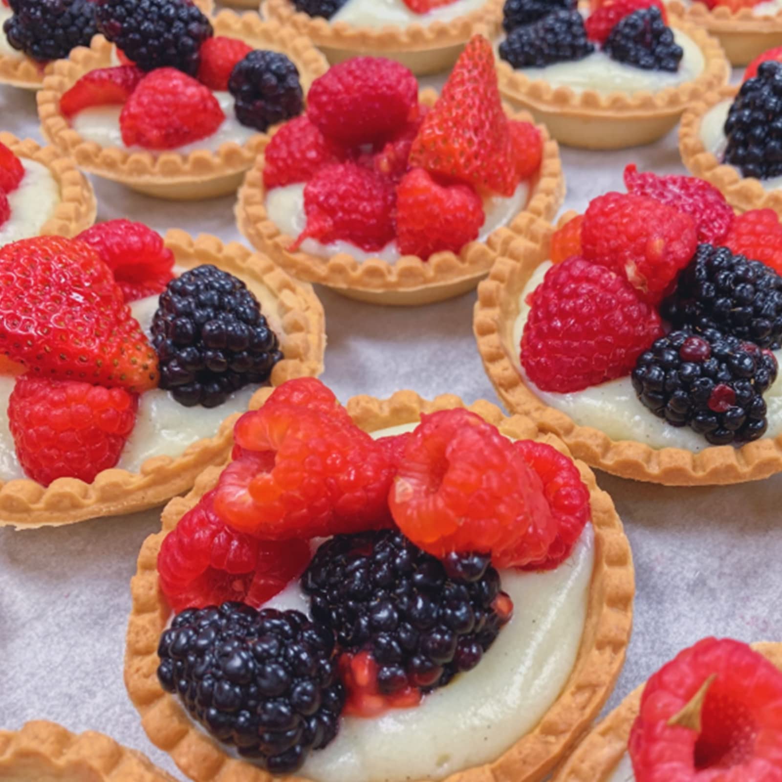 Dicunoy molde-petalo para cupcakes y mini tartas, diseño elegante para repostería