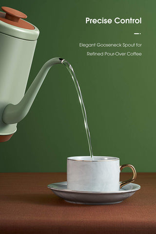Calentamiento rápido con 1000W para café y té al instante.