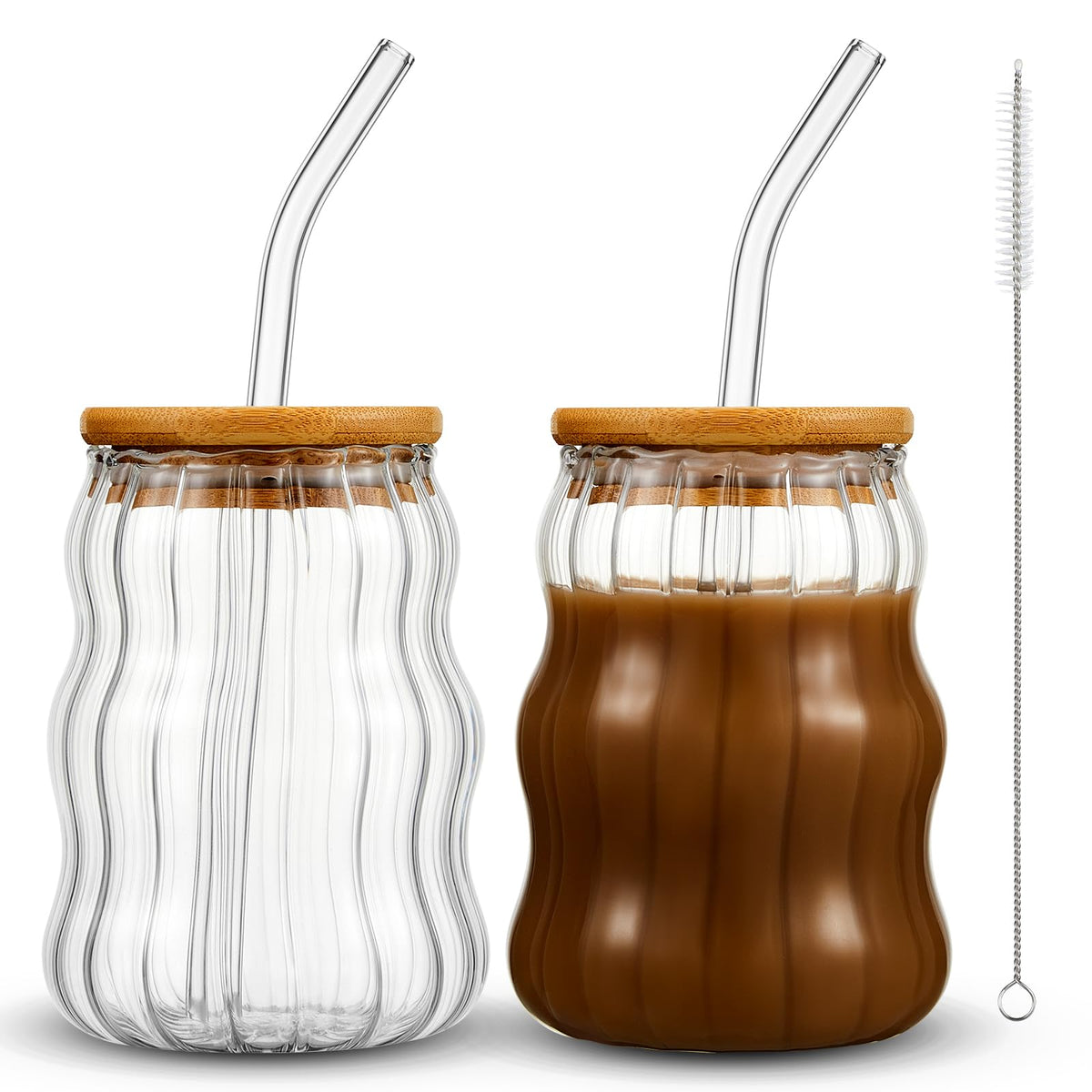 Vaso Domensi de vidrio en ola con tapa, ideal para evitar derrames y disfrutar bebidas.