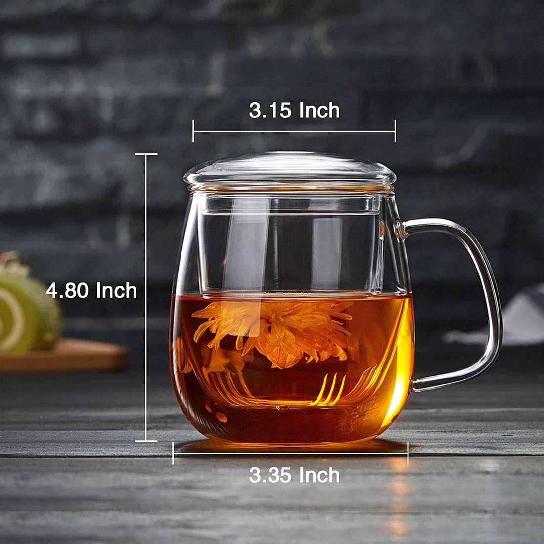Infusor integrado de DOPUDO que revela el color del té durante el preparado.