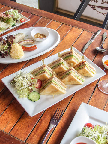 Dowan bandeja rectangular blanca para presentar platos con estilo