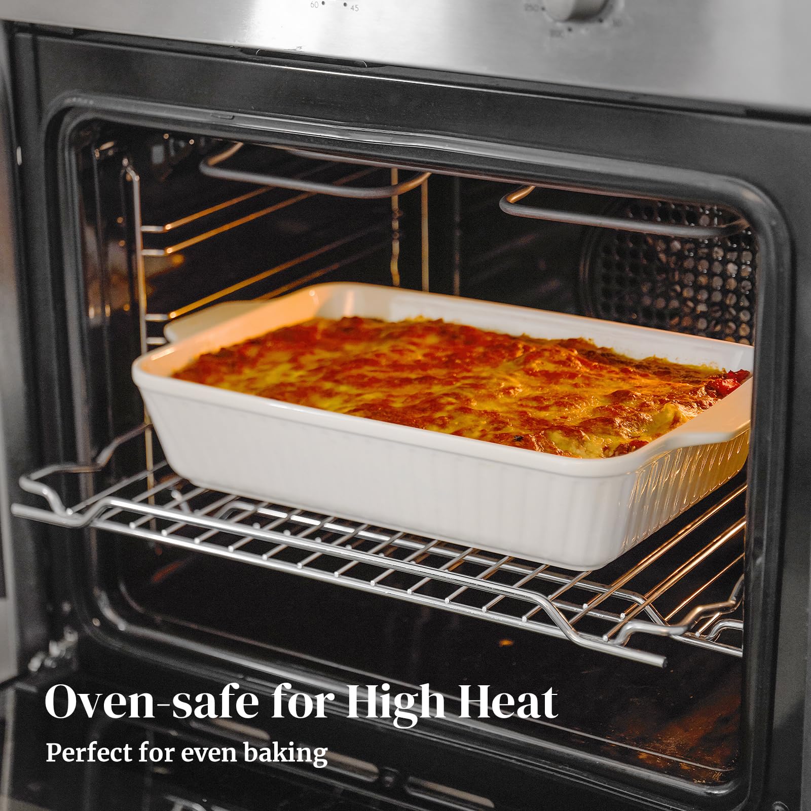 Cazuela rectangular DOWAN con doble asa, facilita transportar del horno a la mesa.