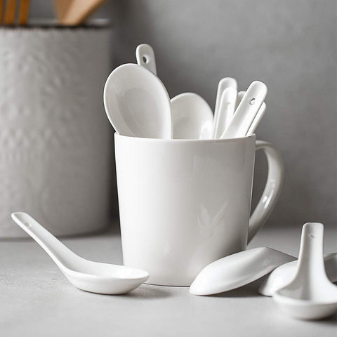 Set de 12 cucharas DOWAN cerámicas blancas, perfecto para familias