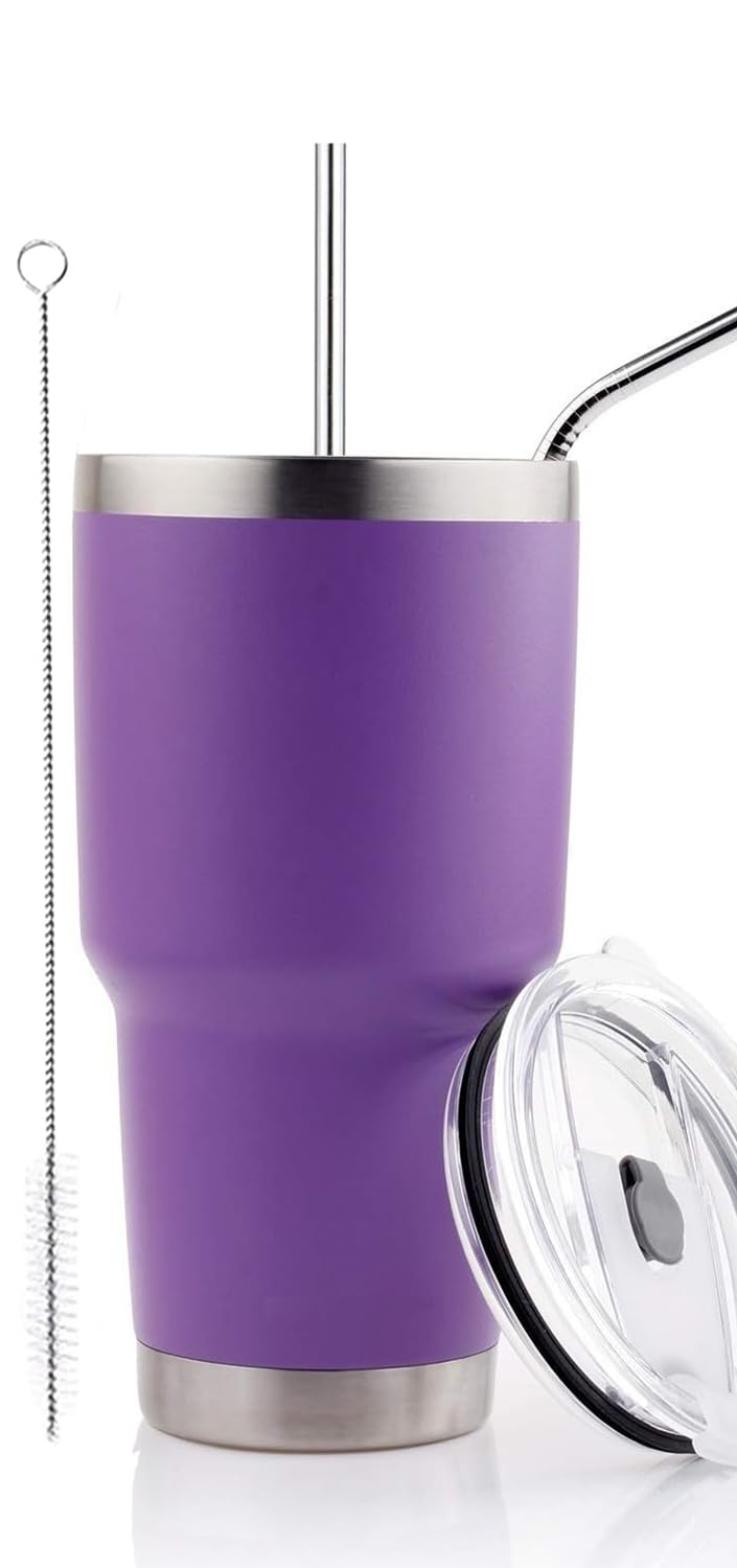 Vaso D·S 30oz Purple con tapa para evitar derrames en cualquier lugar.