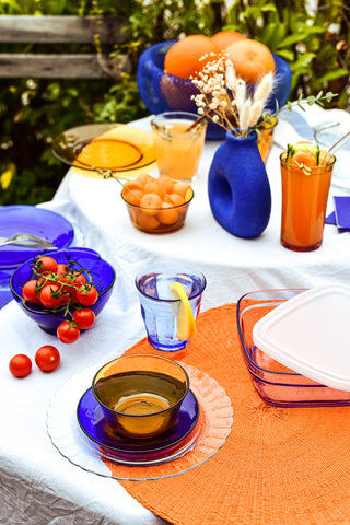 Vaso Duralex Prisme Marine, versátil para bebidas frías o calientes en casa.