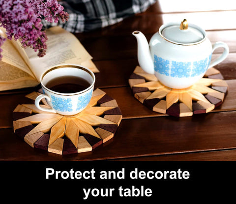 ECOSALL salvamanteles en escena de cocina, ideales para servir en reuniones.