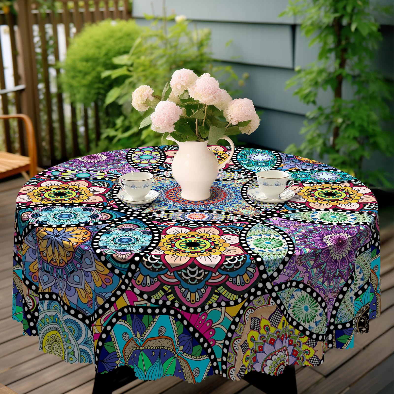 Mantel Eikione bohemio impermeable y resistente a manchas para uso diario.