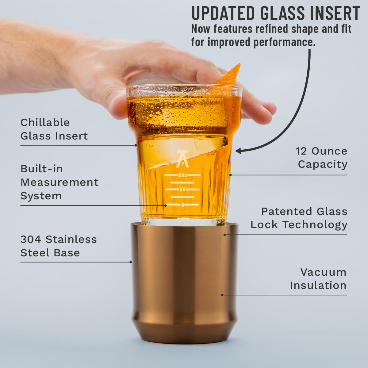 Elevated Craft Hybrid Cocktail Glass con base aislante mantiene la bebida fría o caliente.