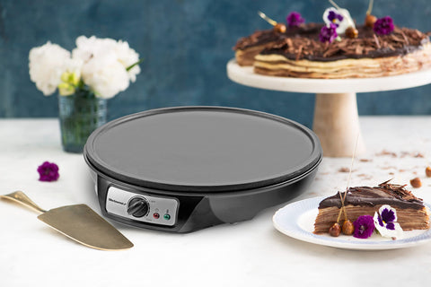 Accesorios incluidos repartidor de masa y espátula para Elite Gourmet ECP-126.