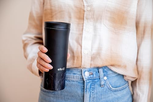 La Ello Miri está aislada al vacío en acero inoxidable para bebidas calientes.