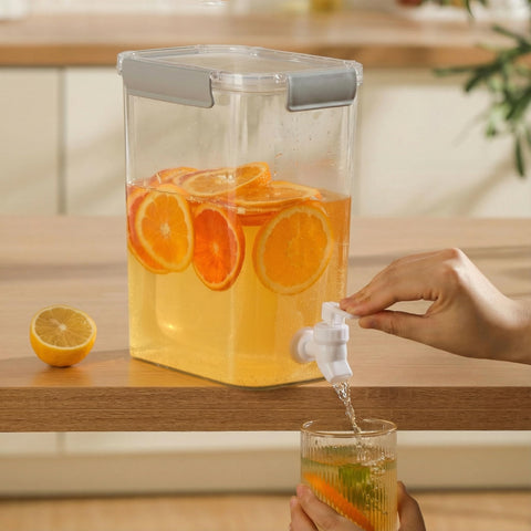 Diseño apto para refrigerador y buffets para servicio fácil.