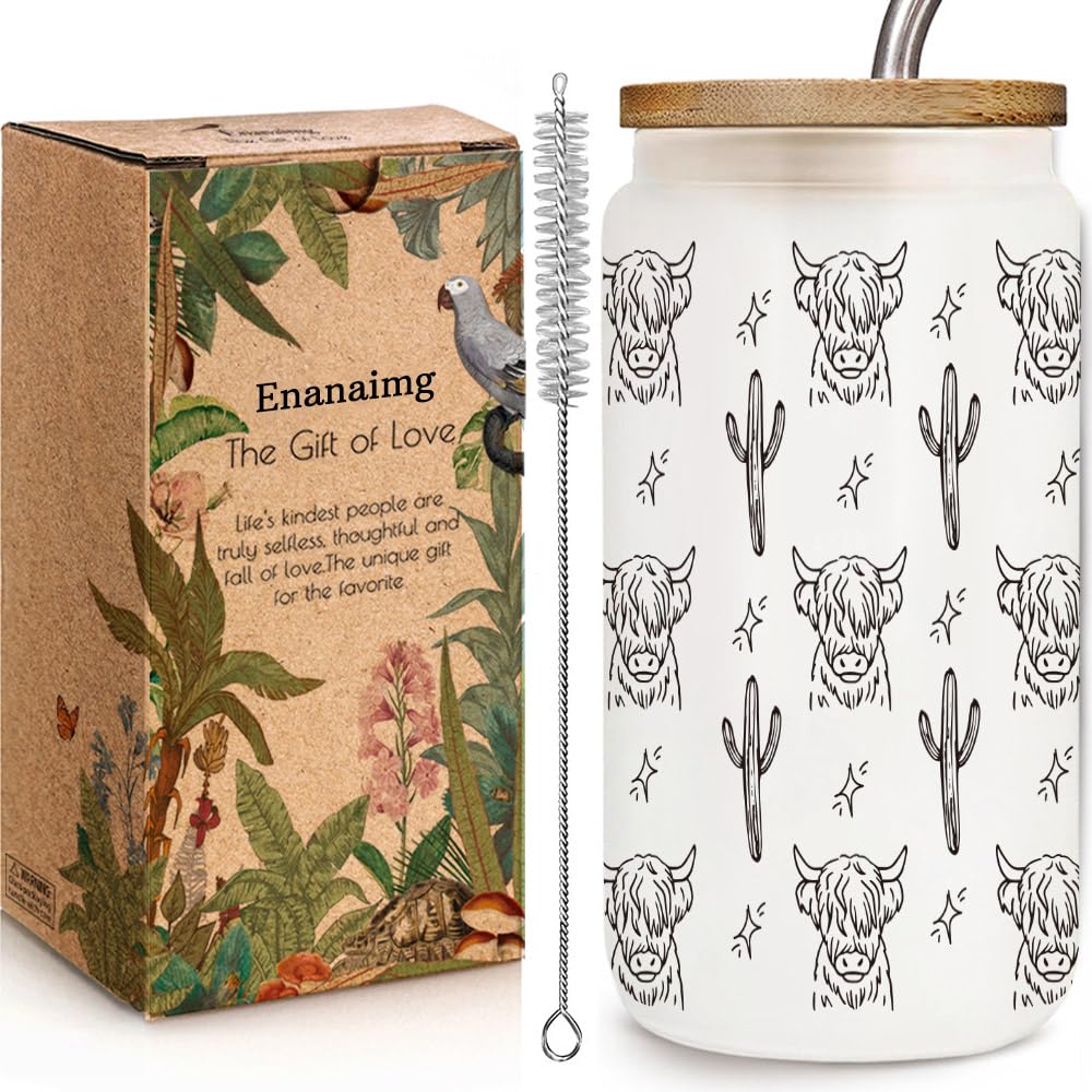 Enanaimg taza cafe vaca Highland, ideal para desayunos con estilo.