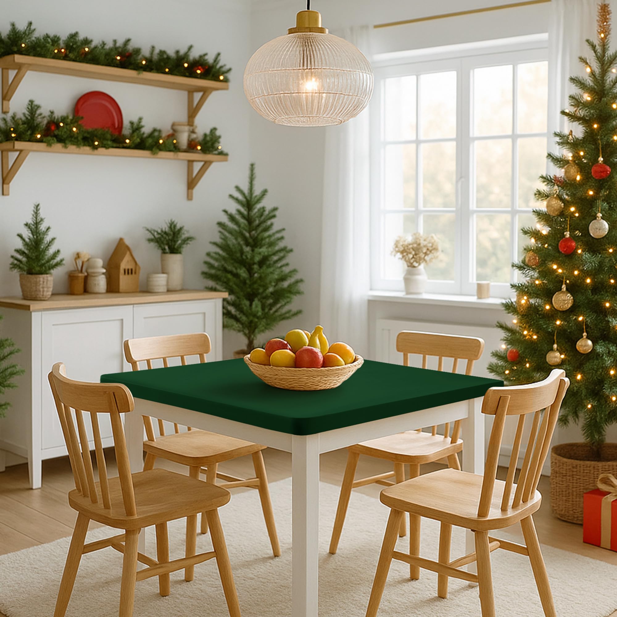 Mantel Enjoyidea con borde elástico para evitar deslizamientos sobre la mesa.