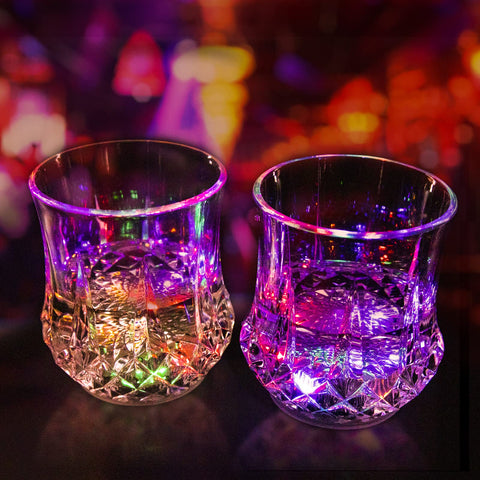 Copa LED ENUOLI con cambio de color para fiestas y cócteles.