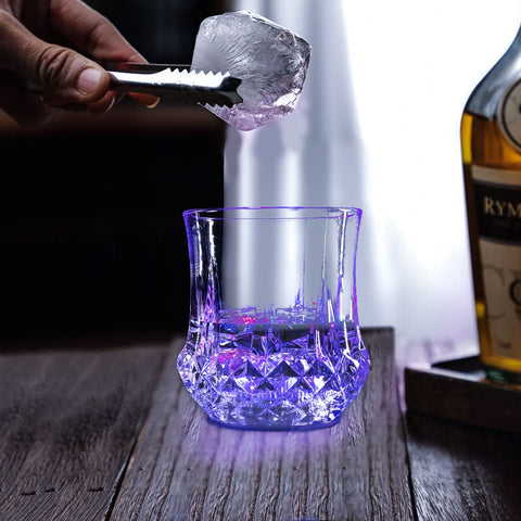 Copa LED ENUOLI para fiestas en casa íntimas.