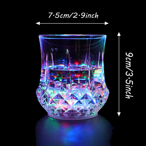 Vaso LED ENUOLI ideal para cócteles y bebidas.