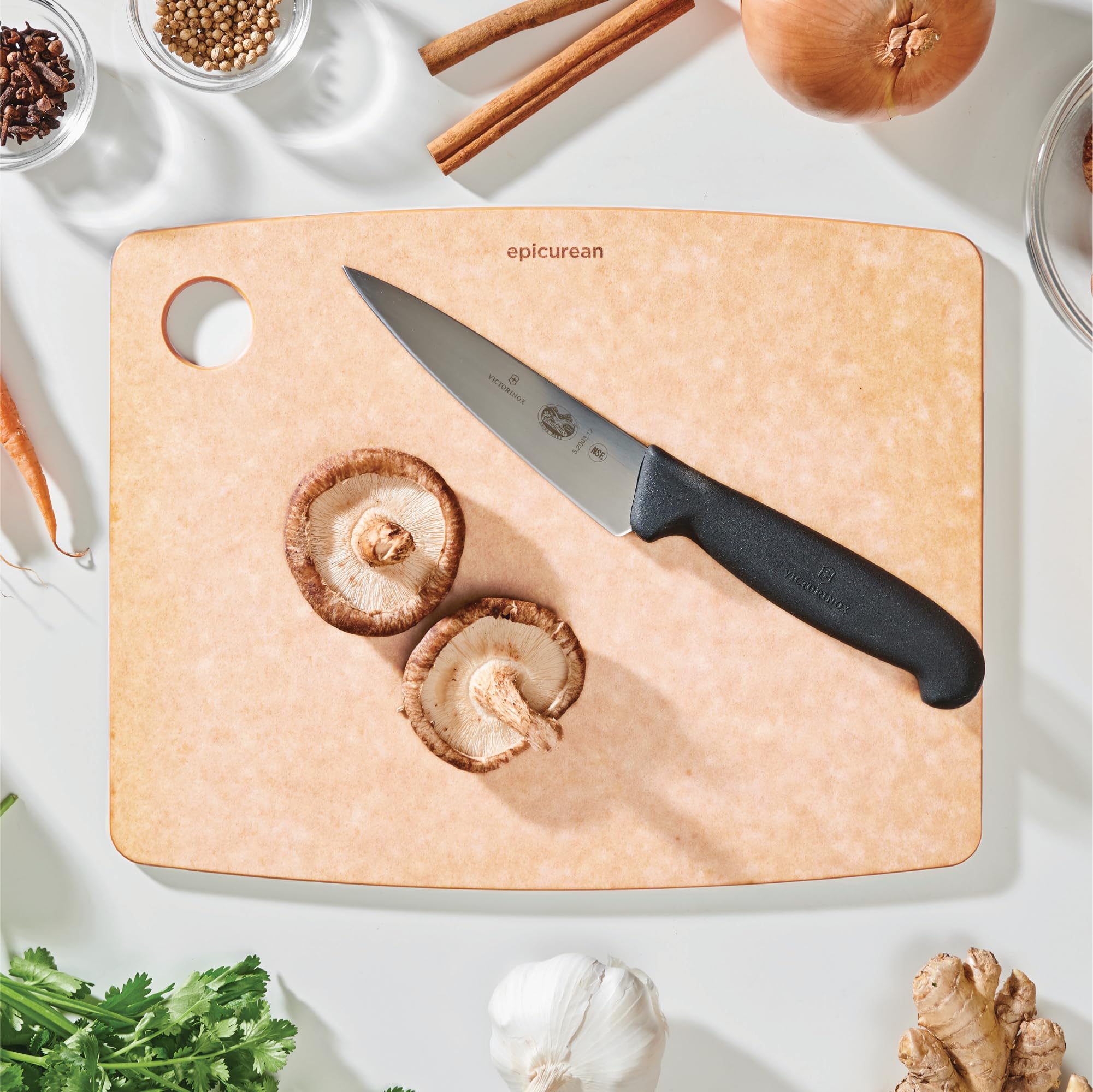 Tabla Epicurean doble cara, perfecta para cortar y servir.