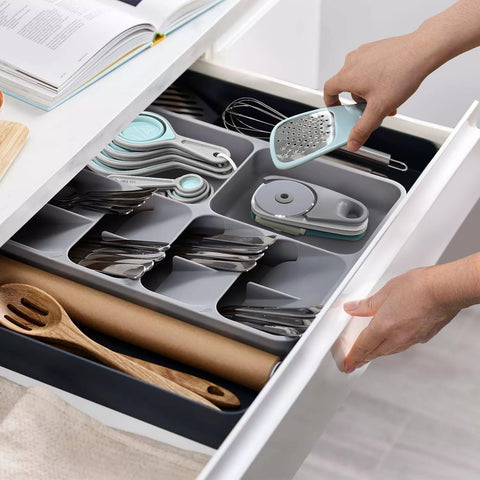 Esie Houzie rallador de queso, ideal para toppings frescos al instante.