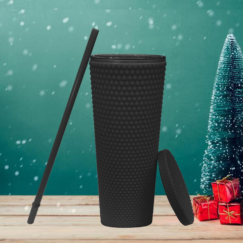 Essasea tumbler capacidad 24oz, perfecto para café o smoothies durante el día.