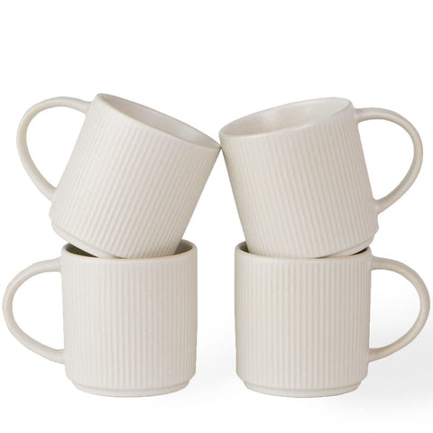 Famiware: conjunto de 4 tazas de café con acabado mate blanco, ideal para uso diario.