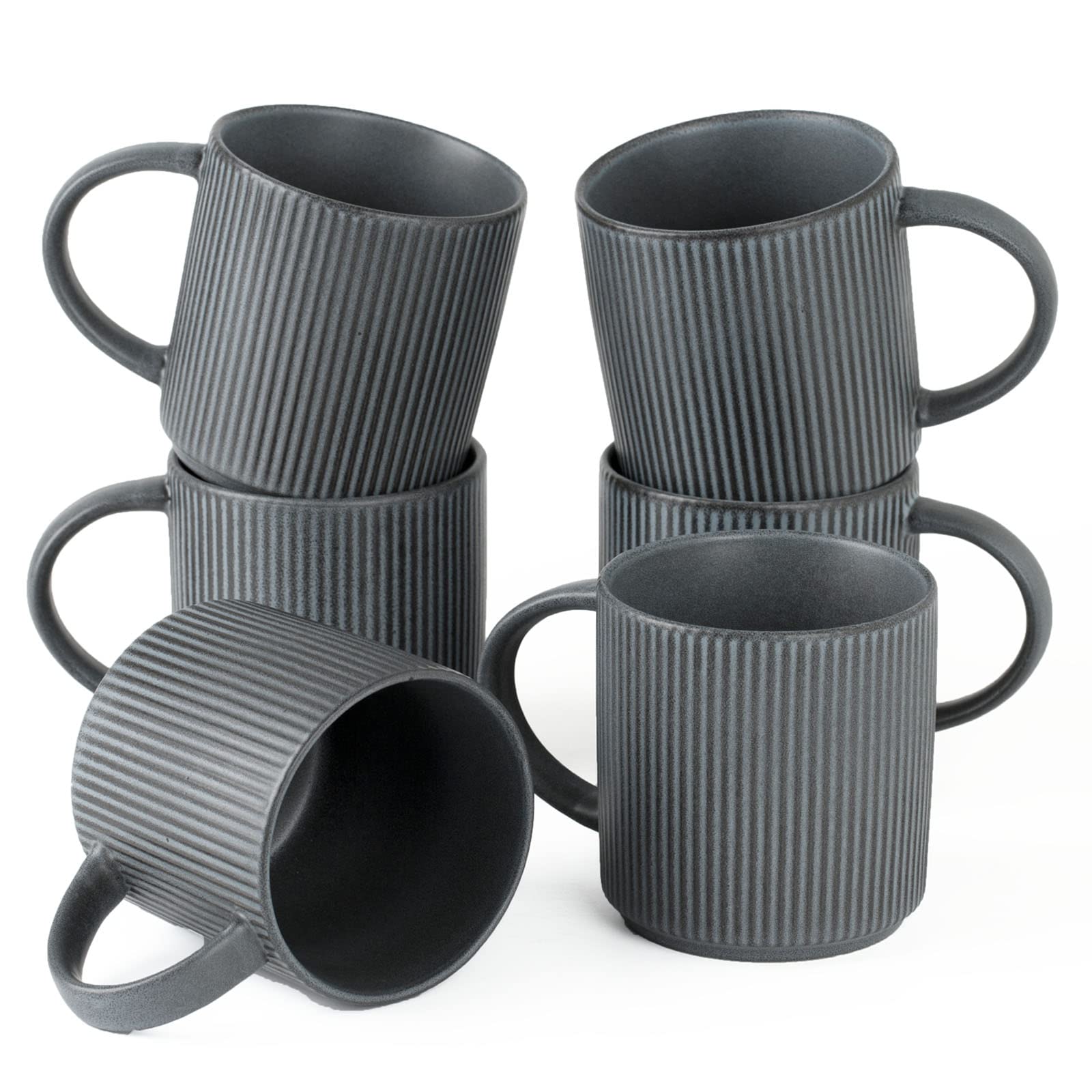 Taza famiware estrella 12oz para café, diseño único y práctico.