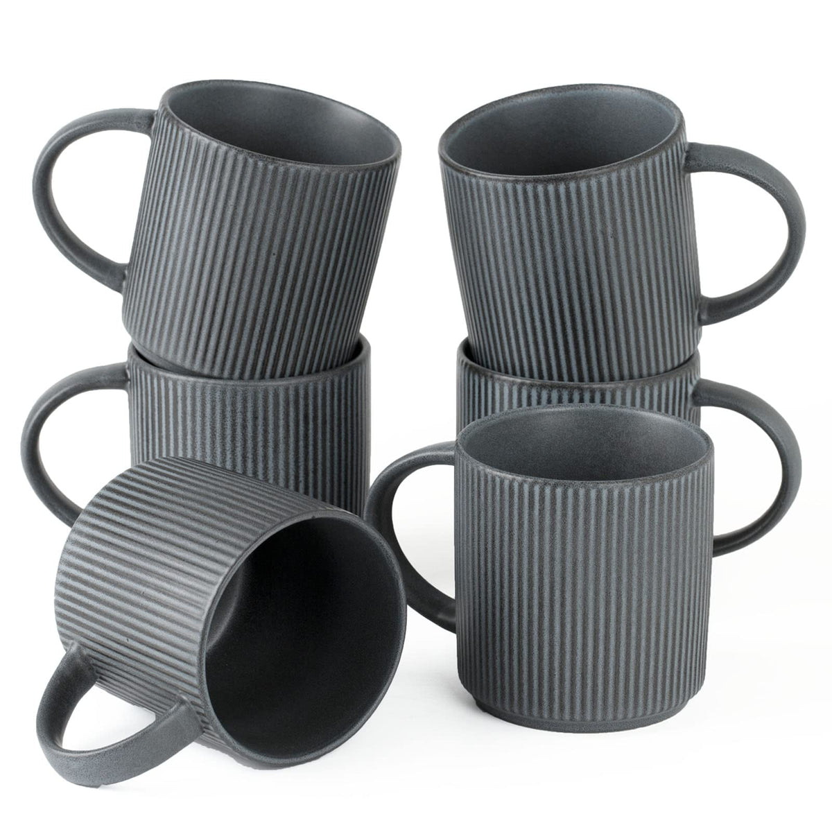 Taza famiware estrella 12oz para café, diseño único y práctico.