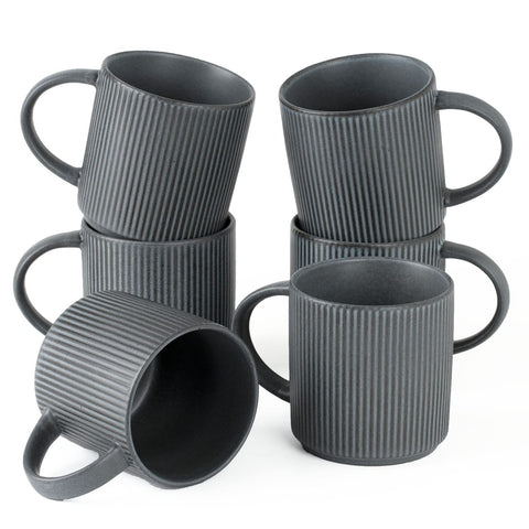 Taza famiware estrella 12oz para café, diseño único y práctico.