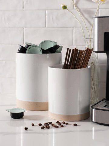 Conjunto de dos porta-utensilios Milkyway para mantener utensilios a mano.