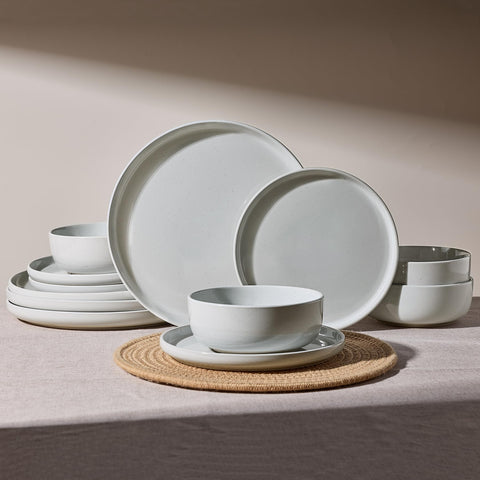 Milkyway de Famiware: plato de cena de 10,25 pulgadas en gris suave para comidas familiares