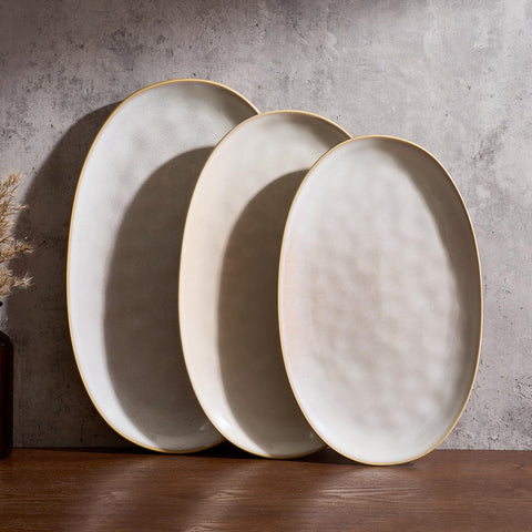 Bandeja oval Famiware grande con diseño ondulado, ideal para entrantes y platos principales.