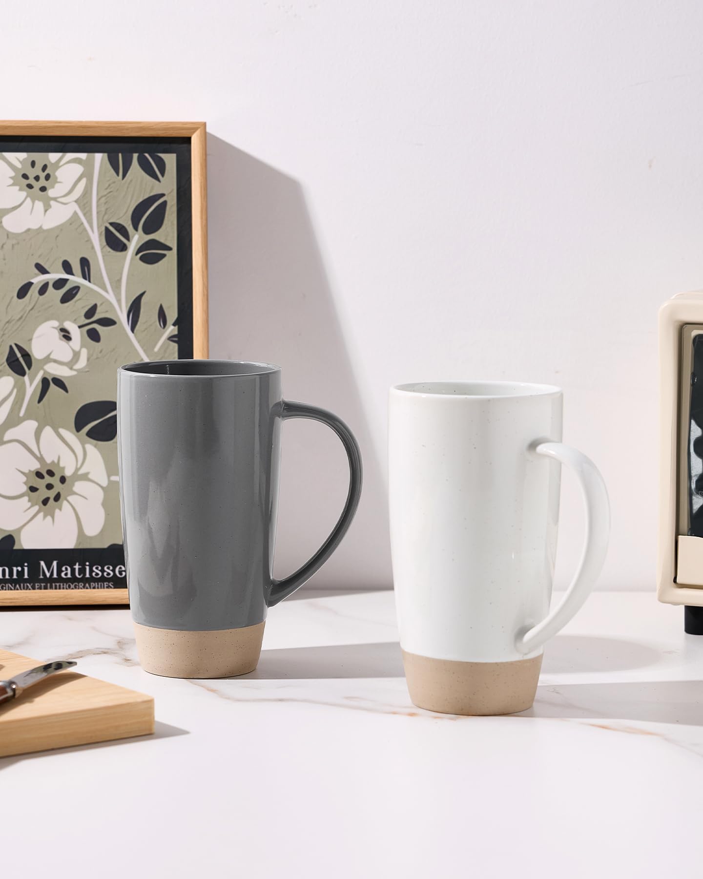 Set de dos tazas cerámica Famiware, ideal para compartir bebidas.