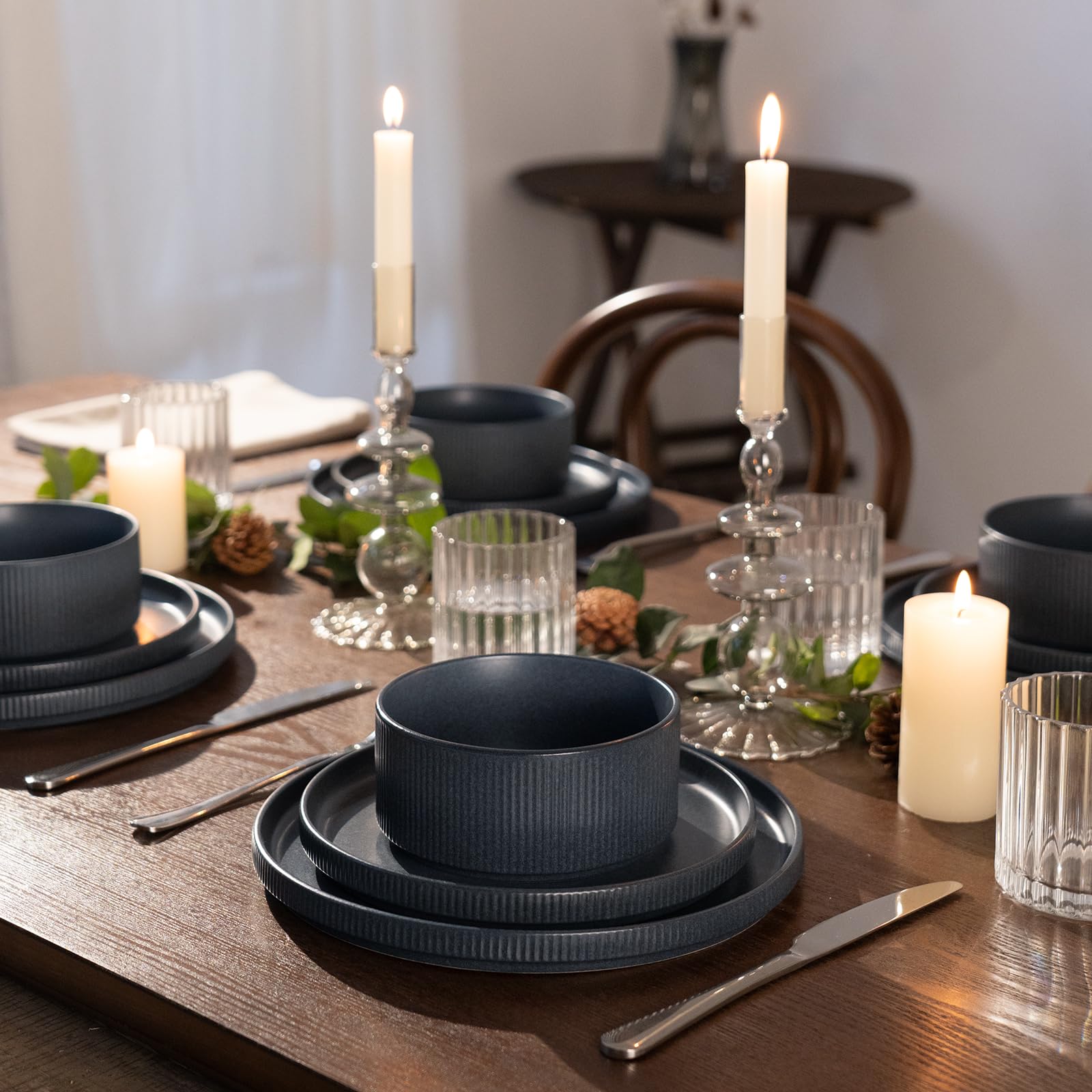 Famiware Star Dinnerware: resistencia a rayaduras para uso diario confiable.