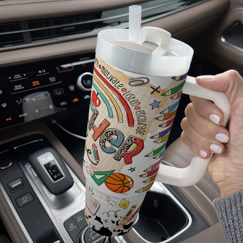 Taza de viaje Fancyfams con asa ergonómica, fácil de transportar en coche.