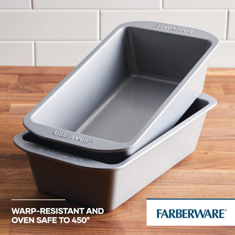 Farberware GoldenBake: molde duradero de acero para uso prolongado.