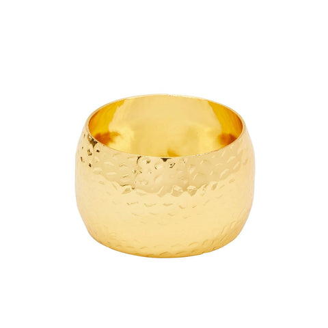 Anillos Farmlyn Creek junto a servilletas de tela, ajuste seguro y estilizado