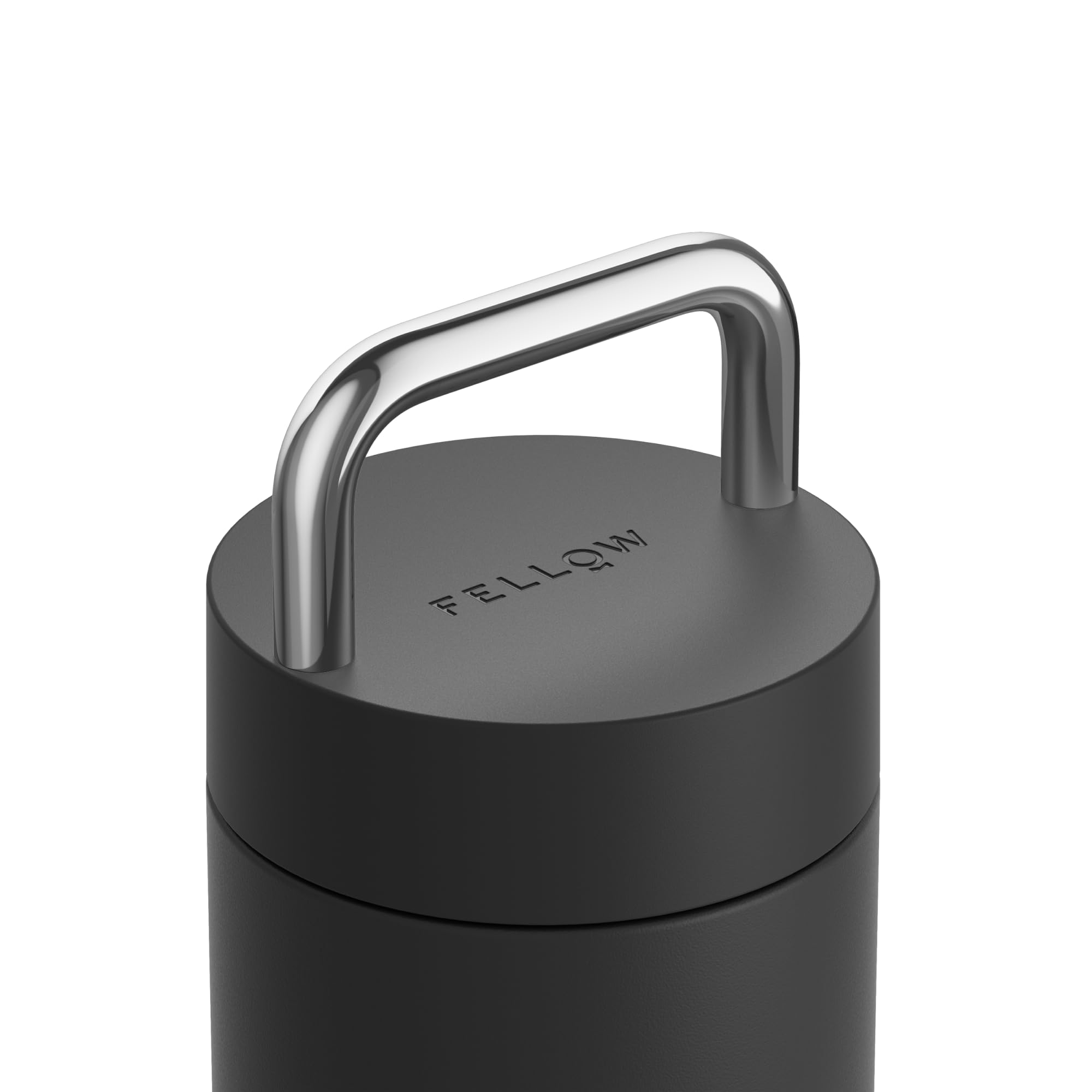 Acabado mate negro de Fellow Carter Carry para estilo elegante