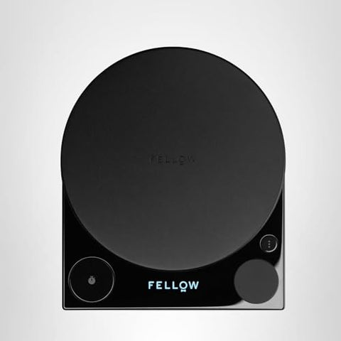 Fellow Tally Pro Studio mide café y otros ingredientes pequeños con precisión.