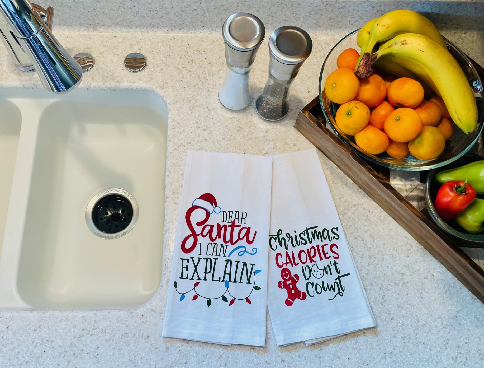 FillURbasket: toallas de diseño verde y rojo para decorar la cocina en Navidad