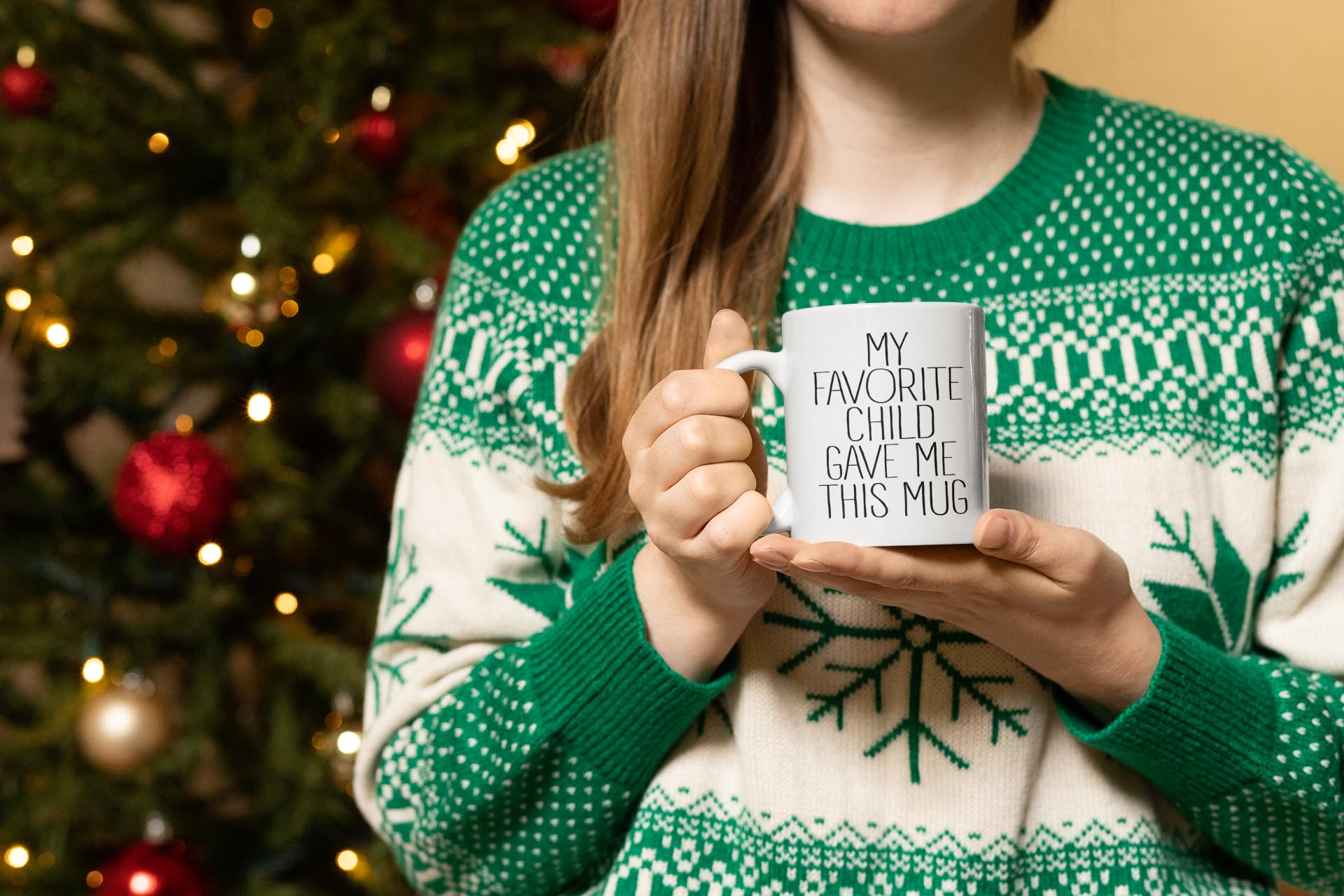 Primer plano de la taza Find Funny Gift Ideas apta para microondas