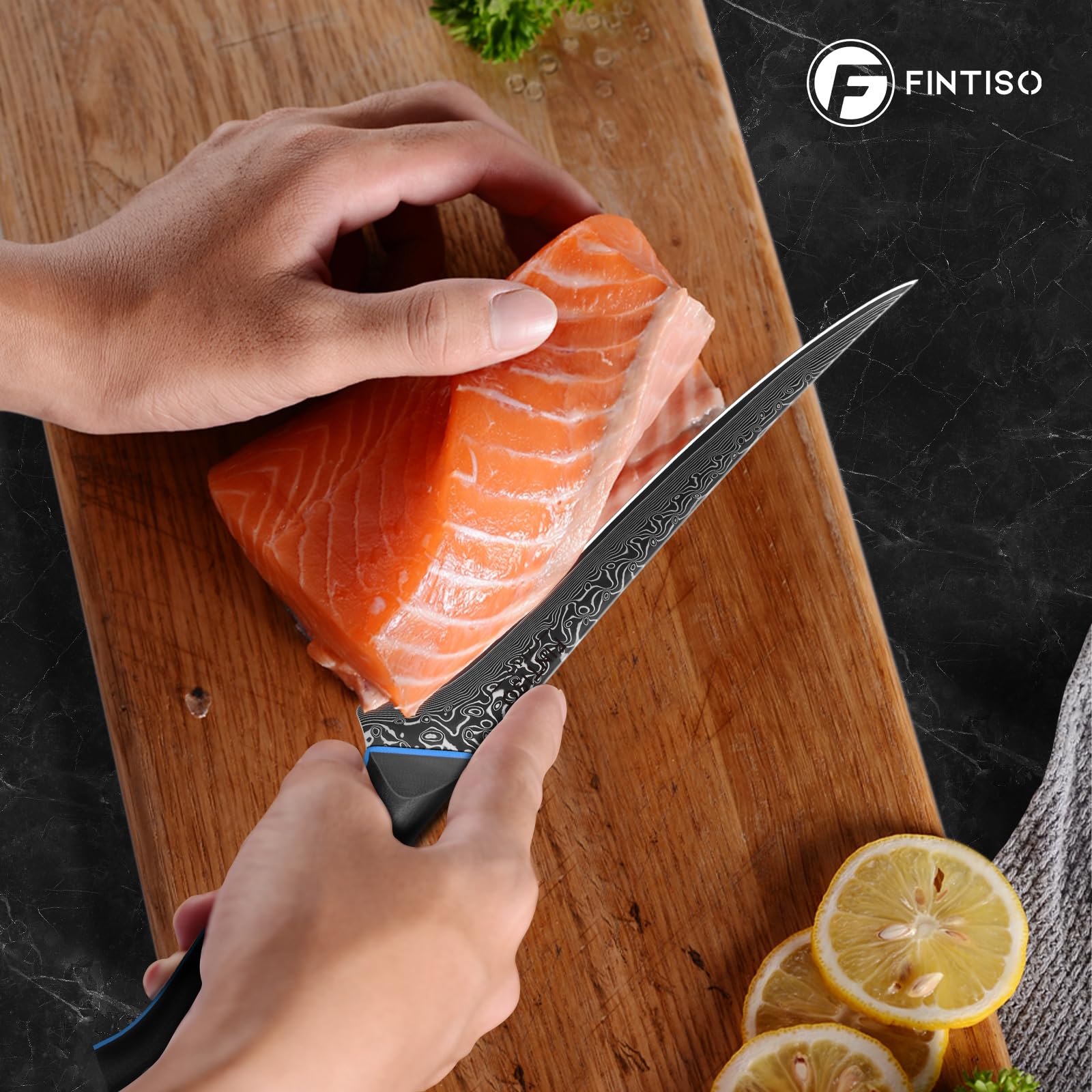 Corte delicado y preciso de pescado con la hoja flexible de FINTISO.