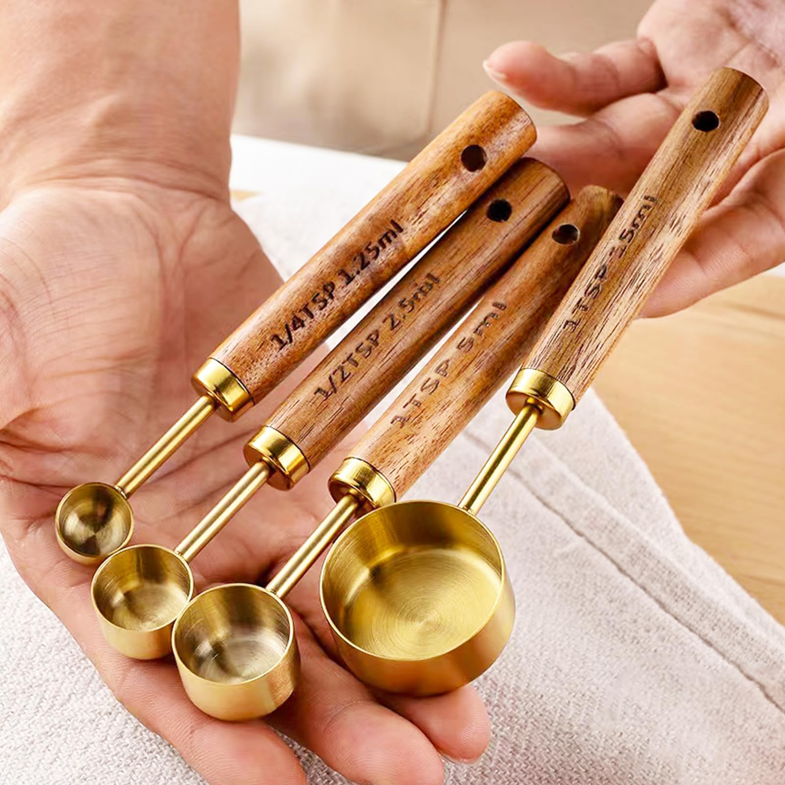 Cucharada de cobre de 15 ml para recetas rápidas.