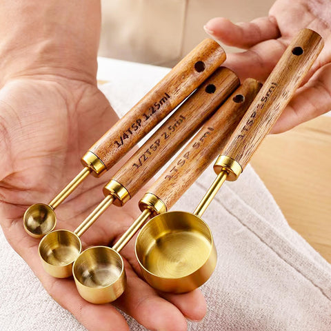 Cucharada de cobre de 15 ml para recetas rápidas.